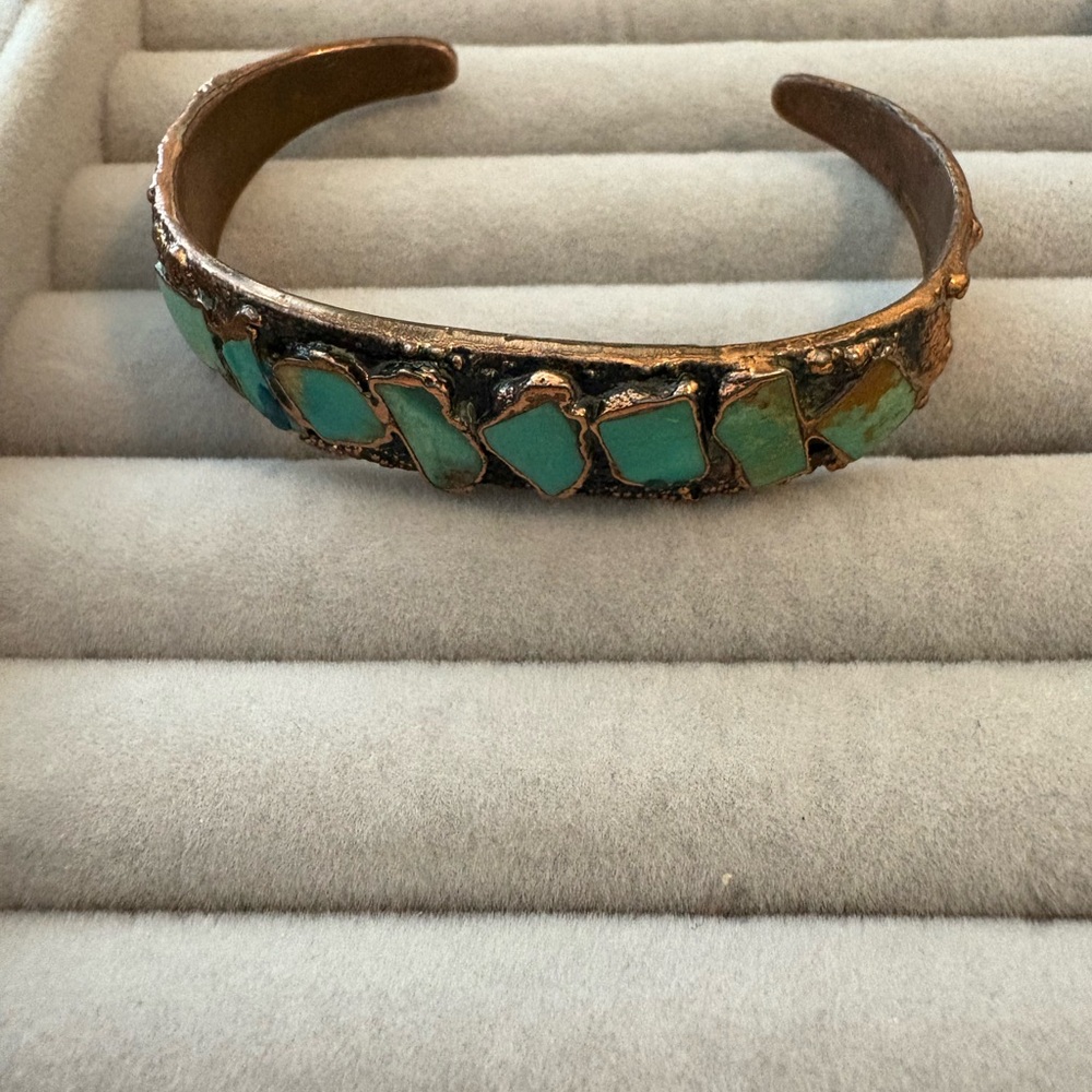 Vintage Native American Texturized Copper Turquoise Cuff Bracelet